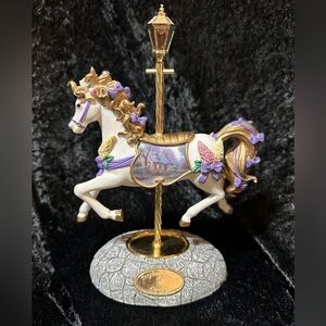Thomas Kinkade Foxglove Cottage Figurine Statue No 0133